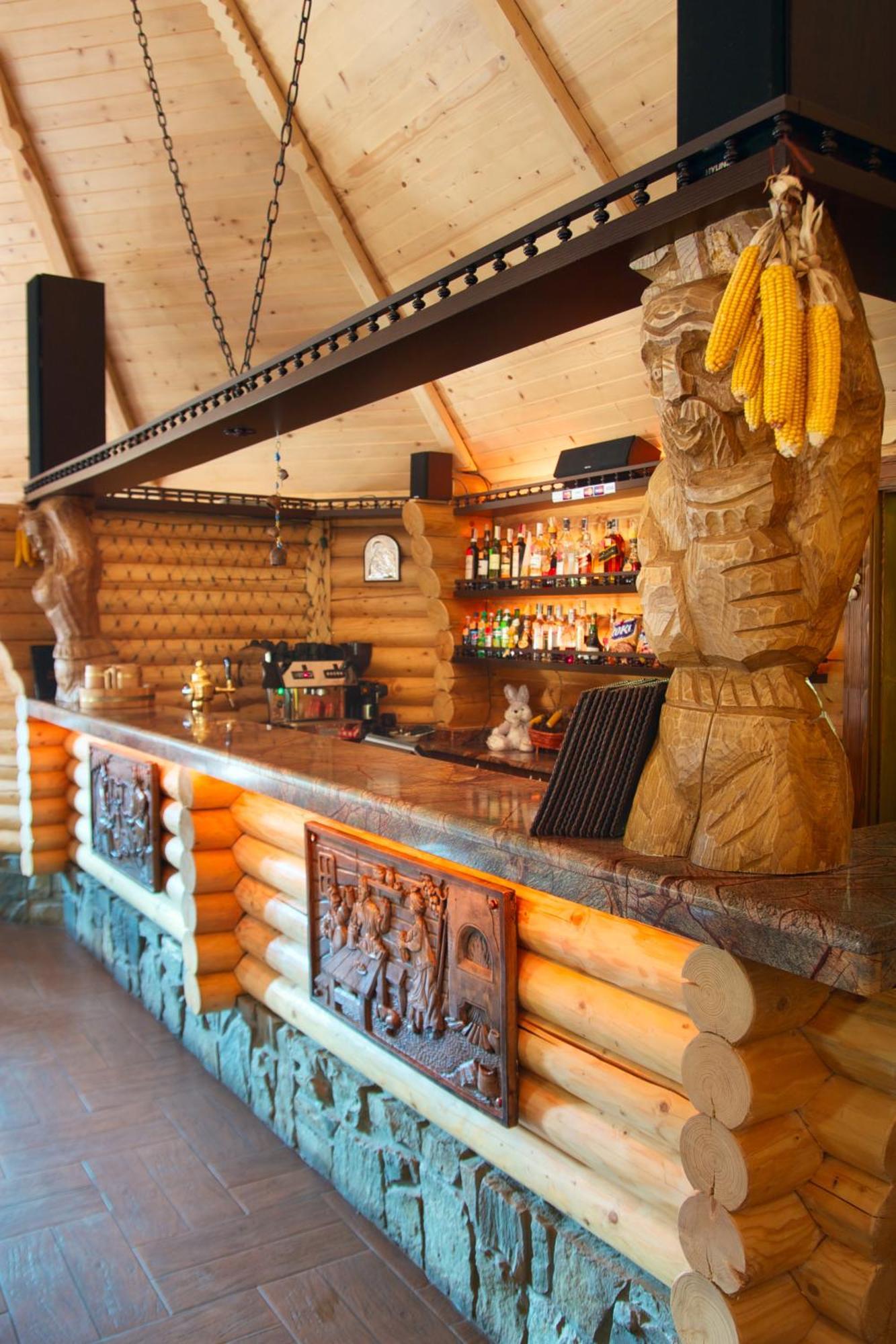 Sherwood Hotel Dolgomostiska エクステリア 写真